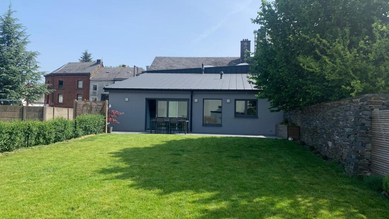 Maison En Plein Centre Avec Terrasse Et Jardin Vielsalm Exterior foto